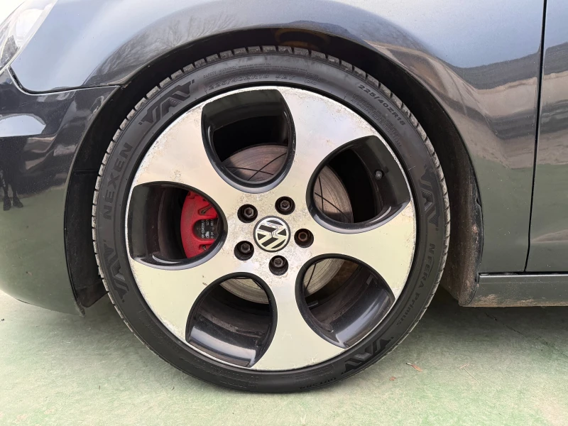 VW Golf GTI, снимка 17 - Автомобили и джипове - 52526099