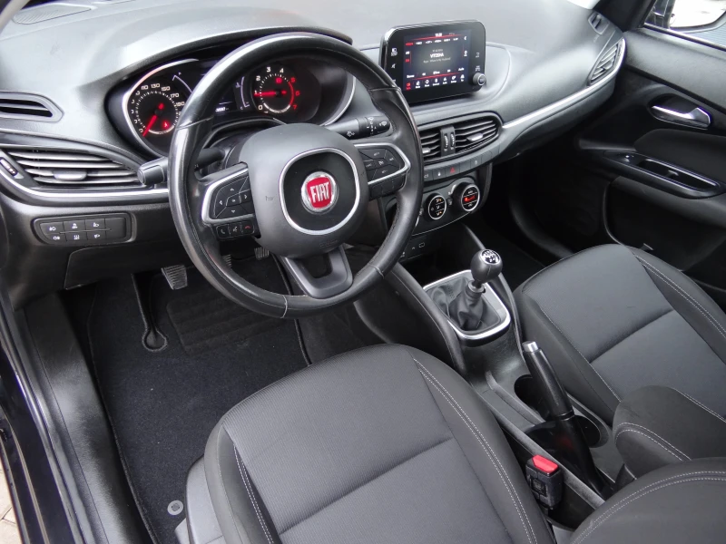 Fiat Tipo 1.6JTDm - 120k.c. / Климатроник / Led / Euro - 6 /, снимка 8 - Автомобили и джипове - 52572043