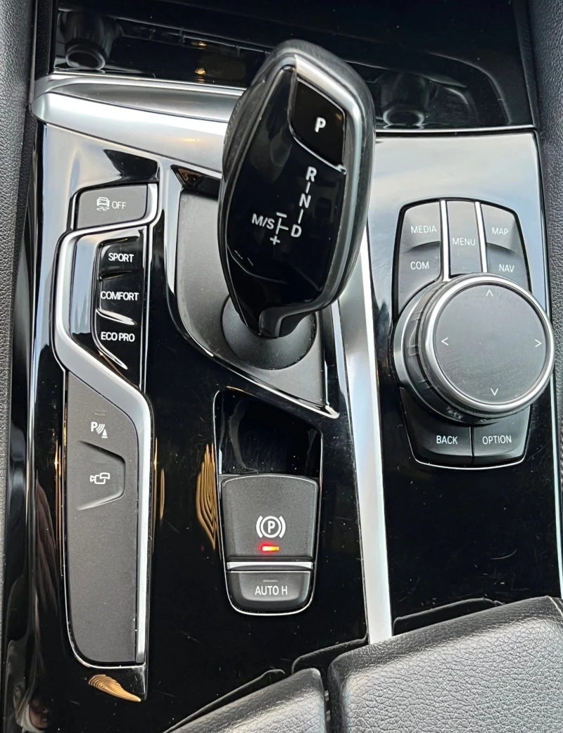 BMW 530, снимка 9 - Автомобили и джипове - 52652525