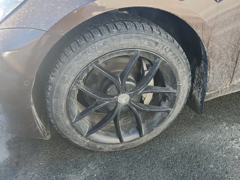 Tesla Model 3 * LONG RANGE * CARFAX * БЕЗ ПЪРВОНАЧАЛНА ВНОСКА, снимка 6 - Автомобили и джипове - 53231669