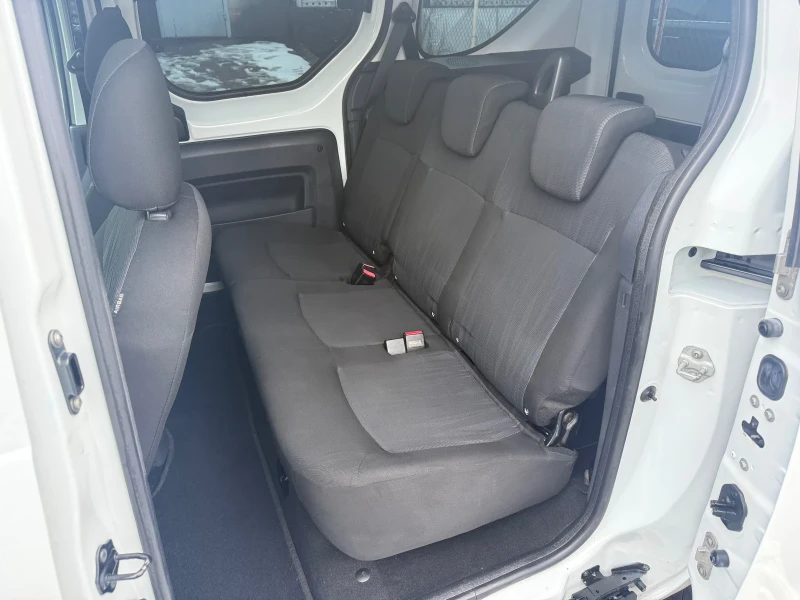 Dacia Dokker 1.5 Dci, снимка 15 - Автомобили и джипове - 53237439