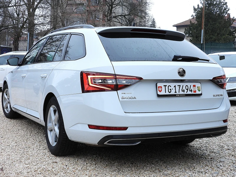 Skoda Superb 2.0/190/SPORTLINE/ACC/Carplay/Нави/Mode/TOП, снимка 5 - Автомобили и джипове - 53263489