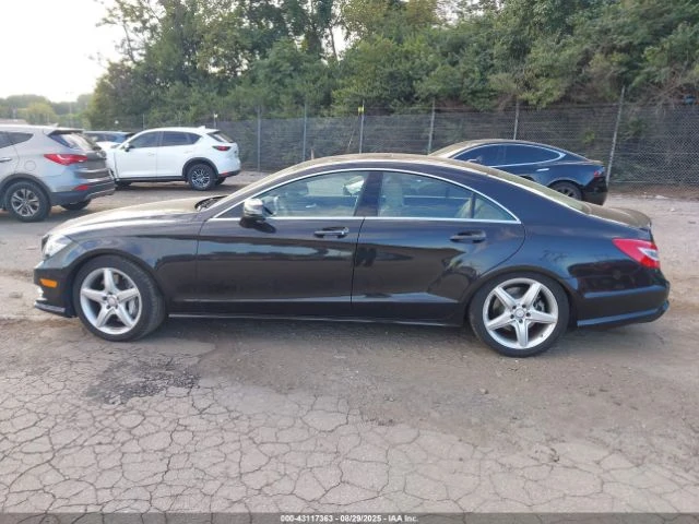 Mercedes-Benz CLS 550 4MATIC * * CARFAX * * АВТО КРЕДИТ * *  - изображение 5