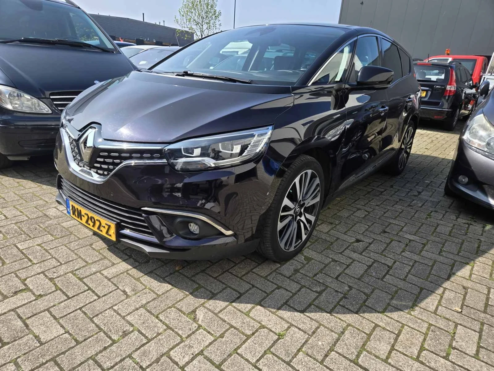 Renault Grand scenic 1.5 dCi Initiale Paris Hybrid Assist, снимка 1