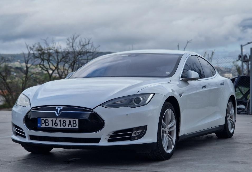 Tesla Model S Performance Autopilot - изображение 1