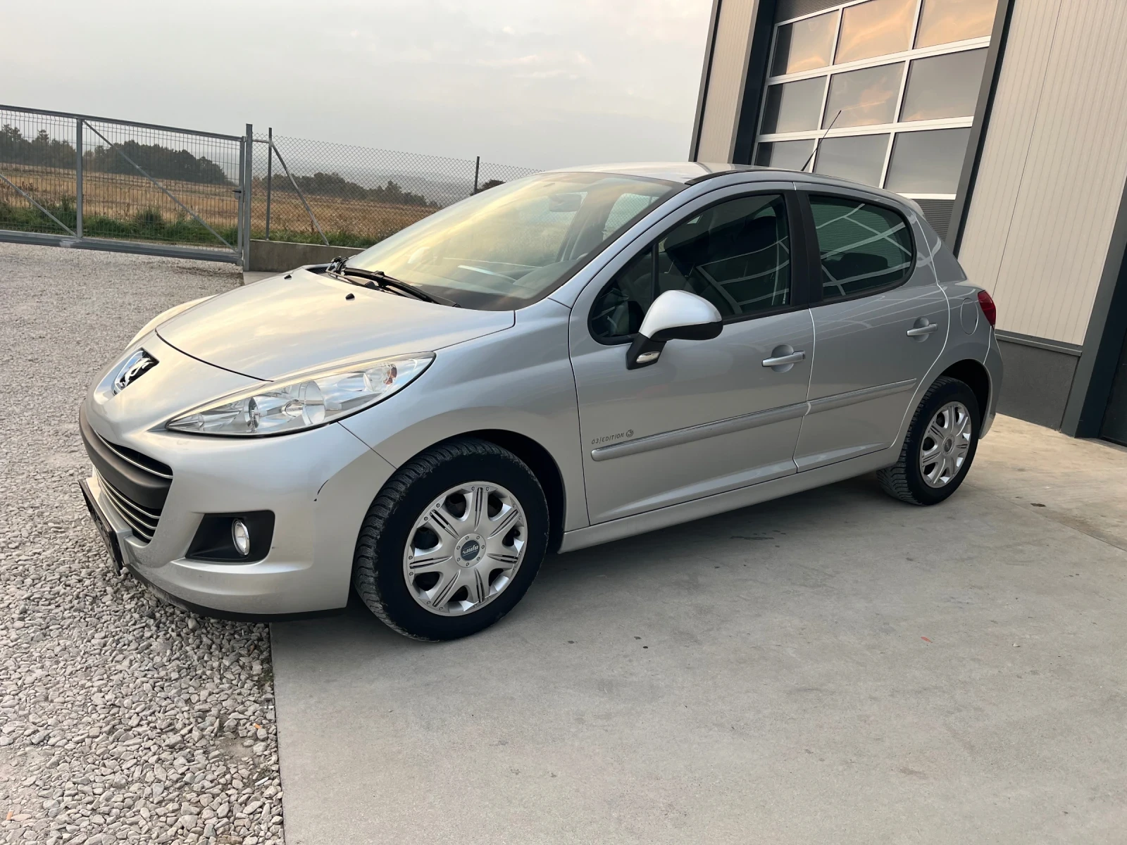 Peugeot 207 150000км - изображение 3