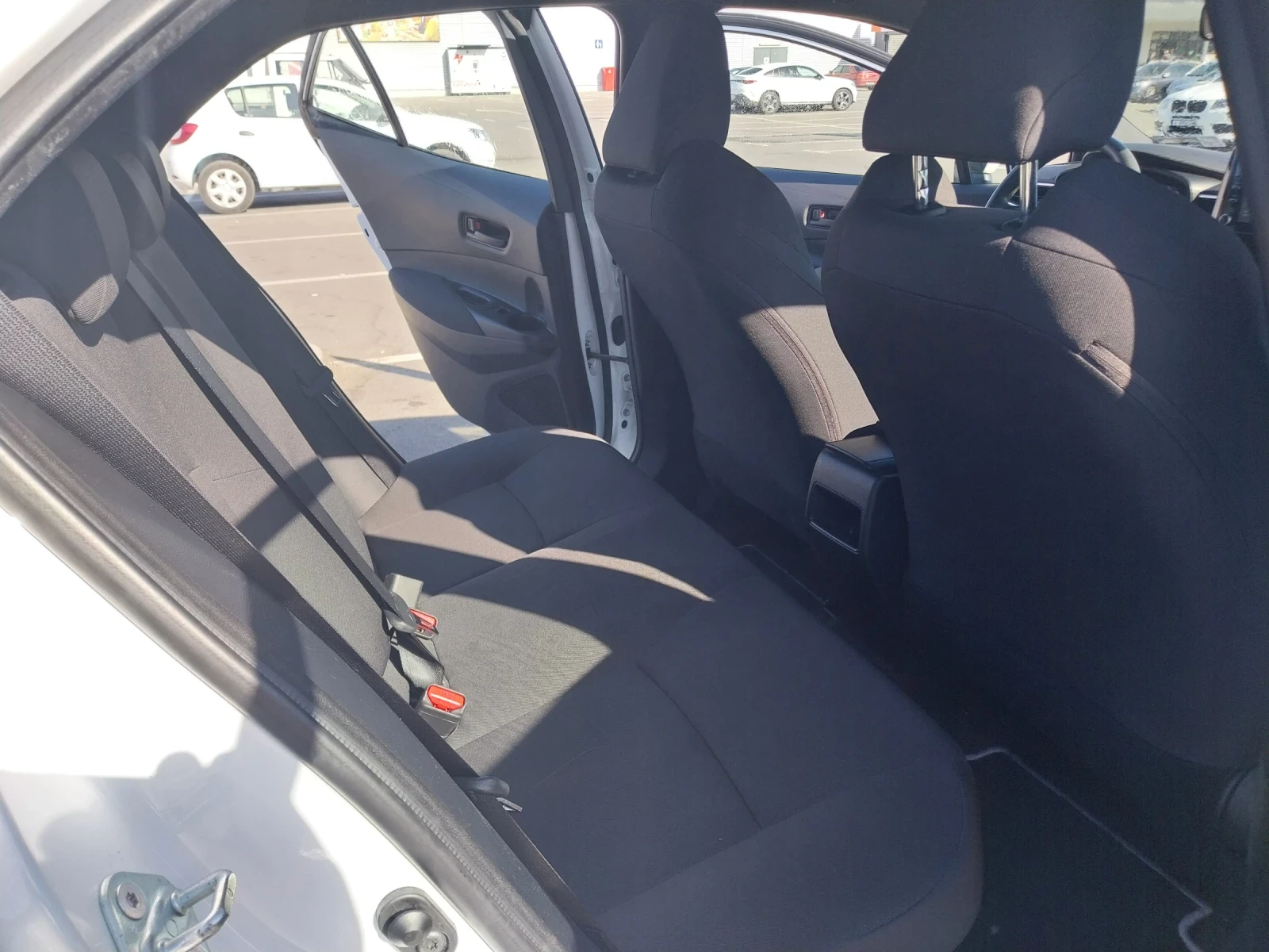 Toyota Corolla COROLLA Hybrid Comfort - изображение 10