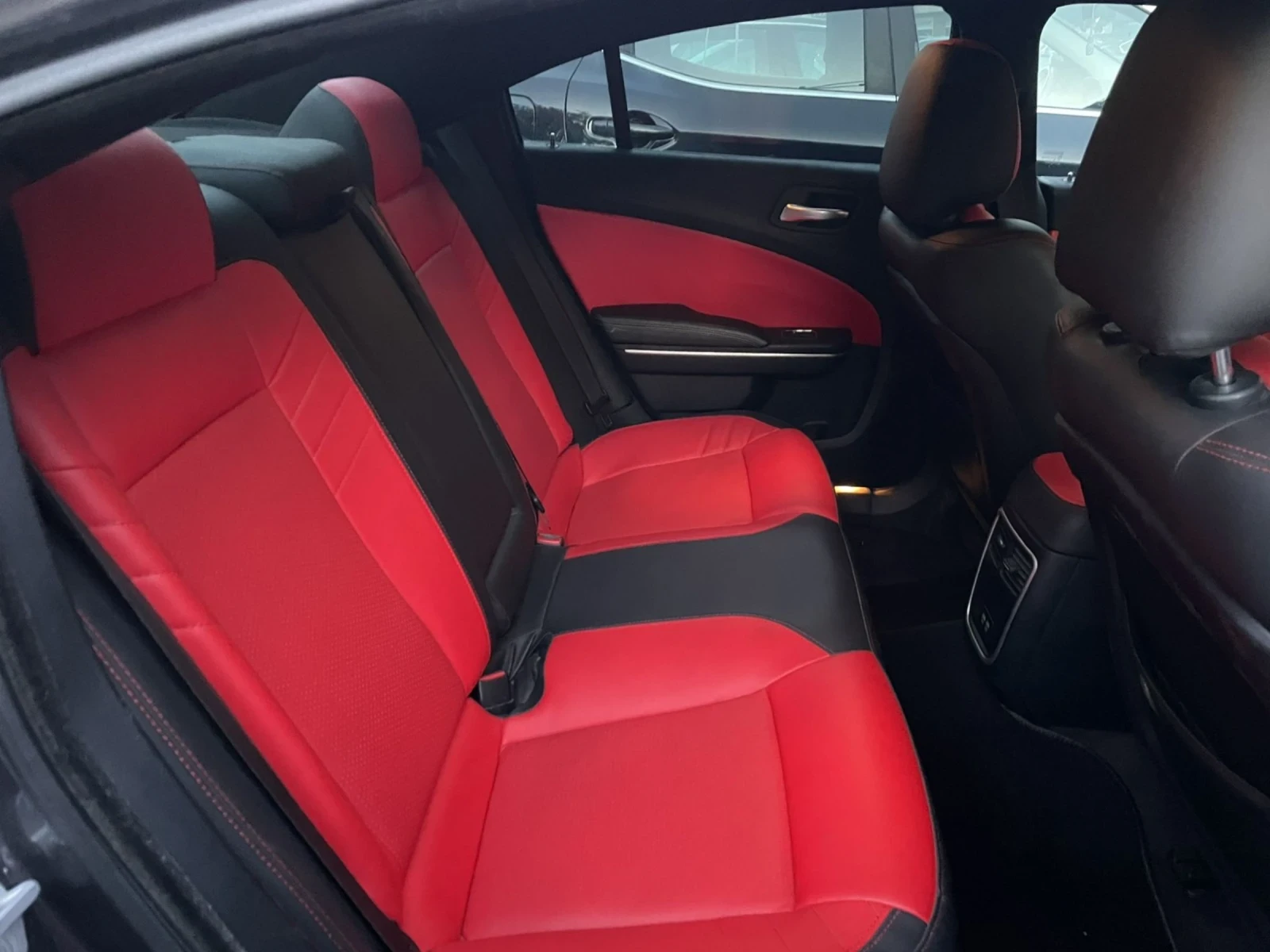 Dodge Charger 5.7 HEMI  R/T | Mobile.bg — изображение 13