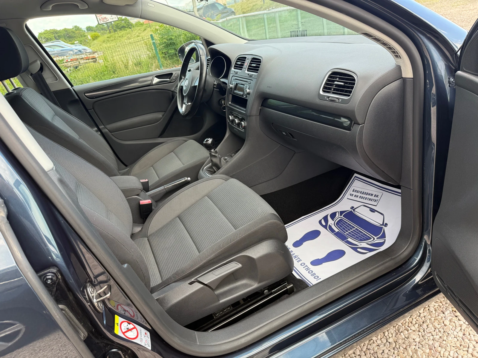 VW Golf 1.4i, КЛИМАТИК, ПАРКТРОНИК,  - изображение 10