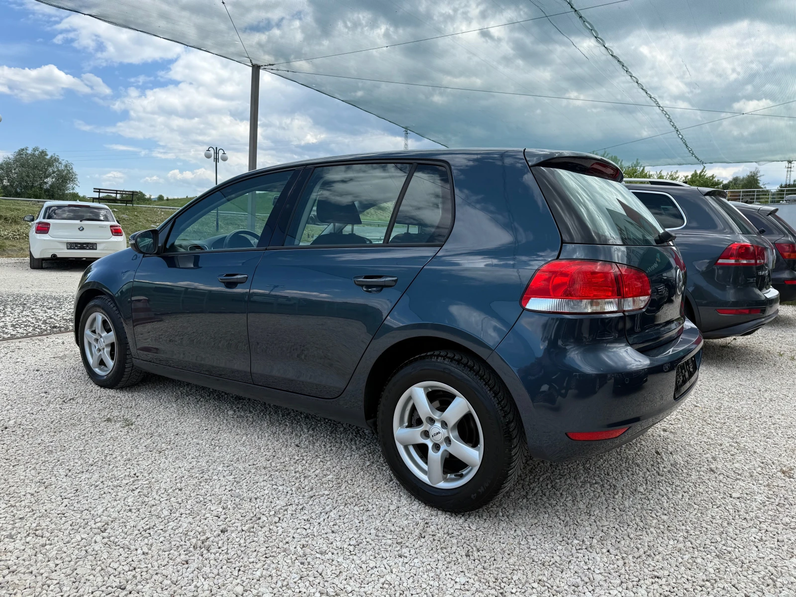 VW Golf 1.4i, КЛИМАТИК, ПАРКТРОНИК,  - изображение 6