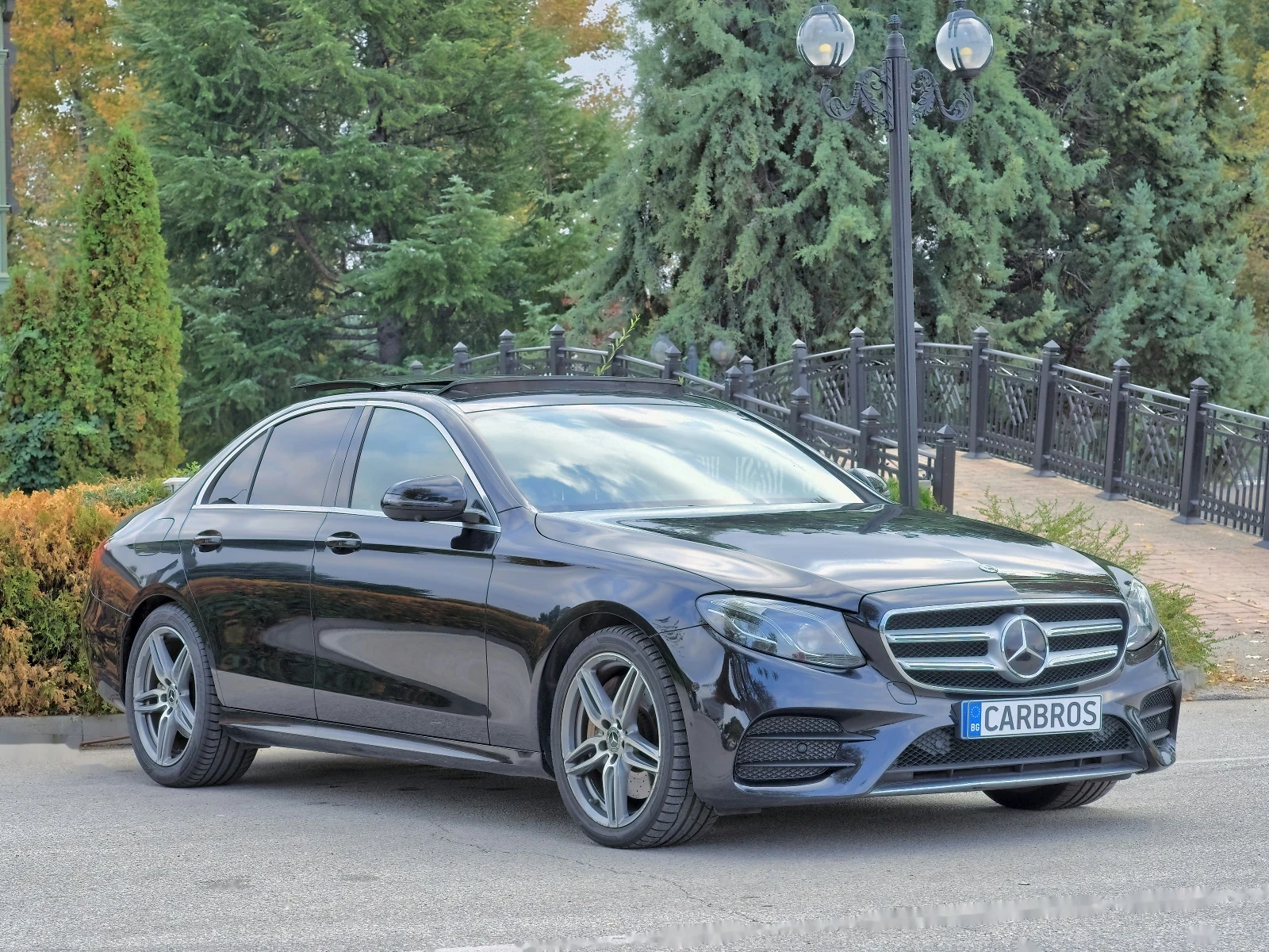 Mercedes-Benz E 350 AMG Panorama Widescreen 360 гр