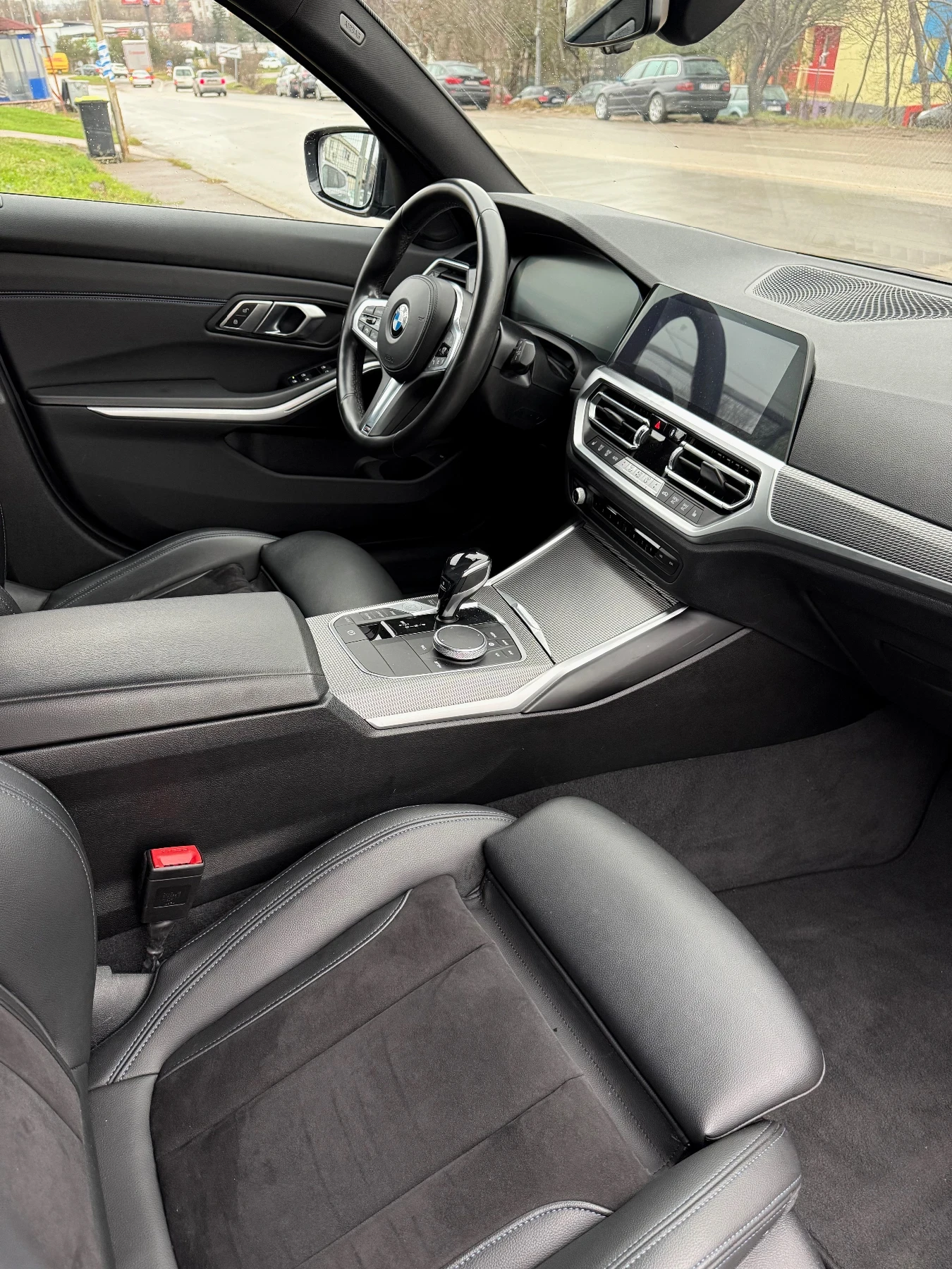 BMW 320 M Packet* Laser* Digital* Hi-Fi* Head Up*  | Mobile.bg   13