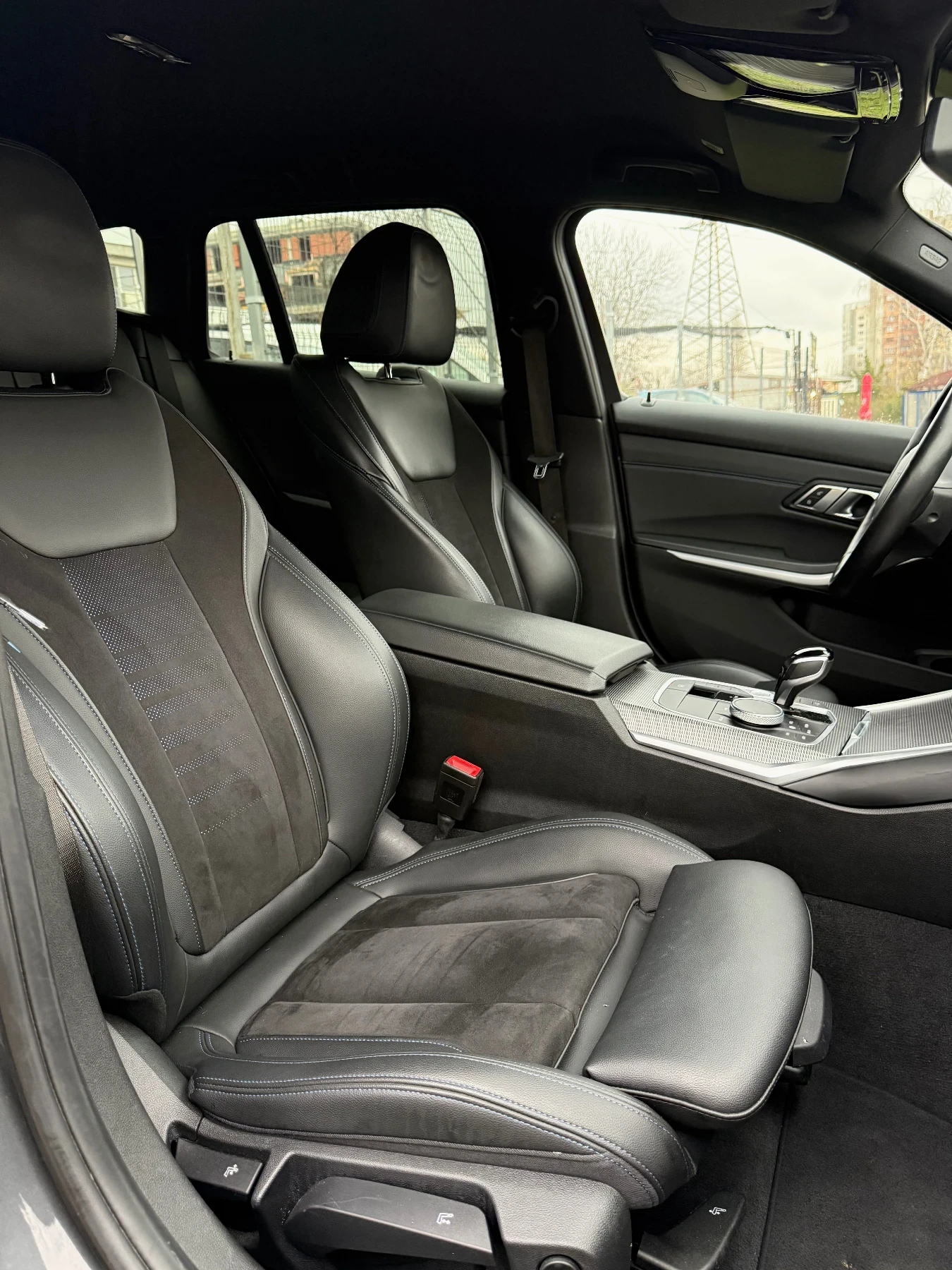 BMW 320 M Packet* Laser* Digital* Hi-Fi* Head Up*  | Mobile.bg   12