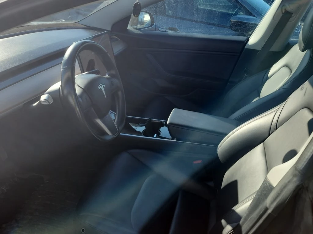 Tesla Model 3 * LONG RANGE * CARFAX * ��� ������������ ������ | Mobile.bg � ����������� 5