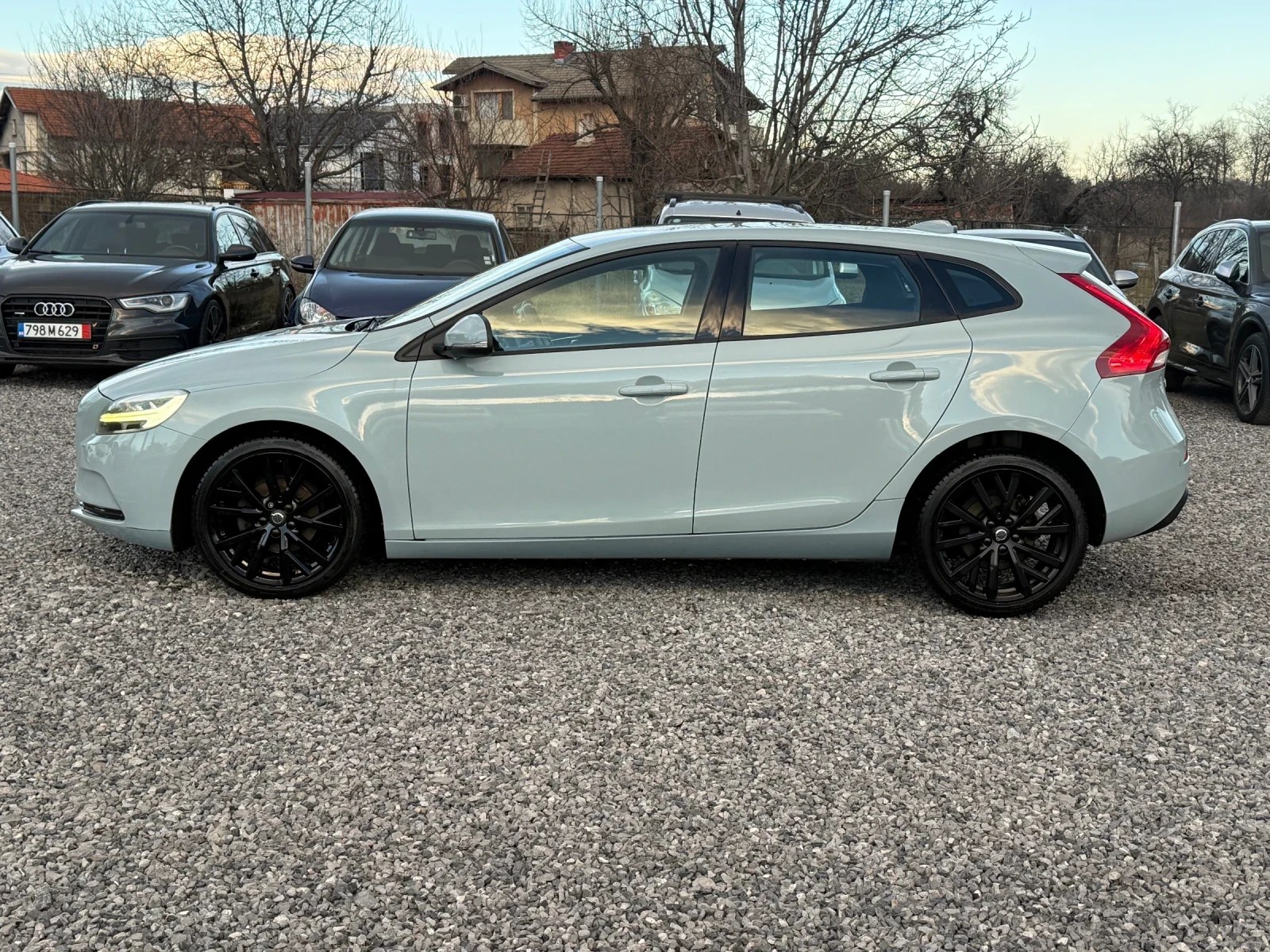 Volvo V40 Facelift 2016г. 2.0D(120hp)Full Led/Navi/Bluetooth - изображение 4