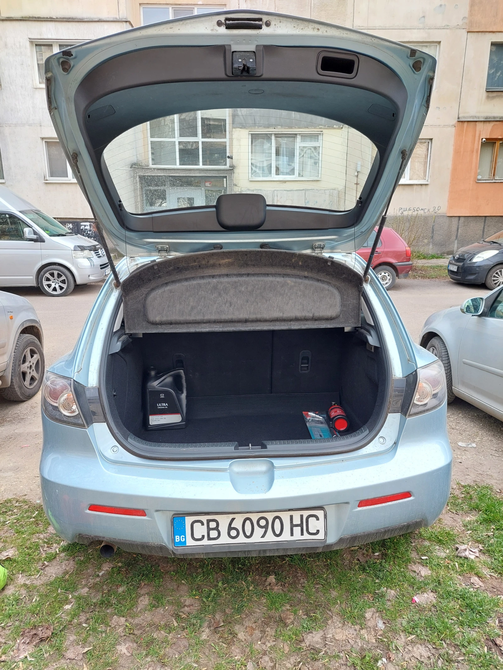 Mazda 3, снимка 8 - Автомобили и джипове - 53926572