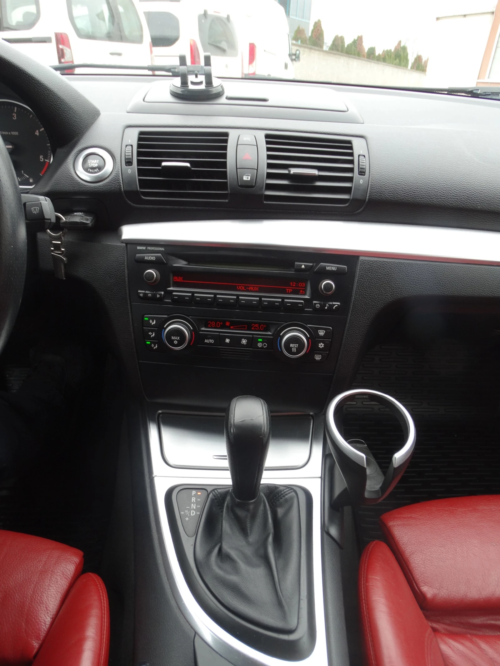 BMW 123 d, снимка 14 - Автомобили и джипове - 54028302