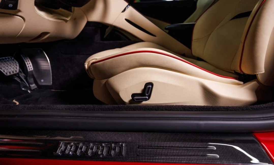 Ferrari Roma 3.9 V8, снимка 9 - Автомобили и джипове - 54069986