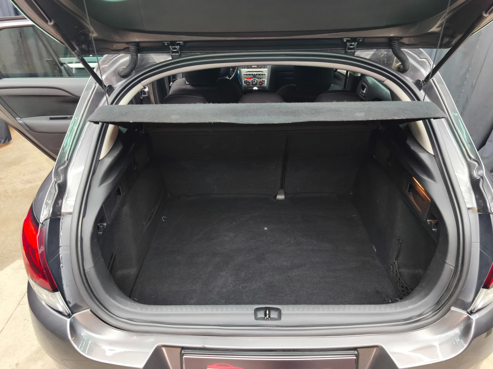 Citroen C4 1.6hdi FACE, снимка 12 - Автомобили и джипове - 54288993