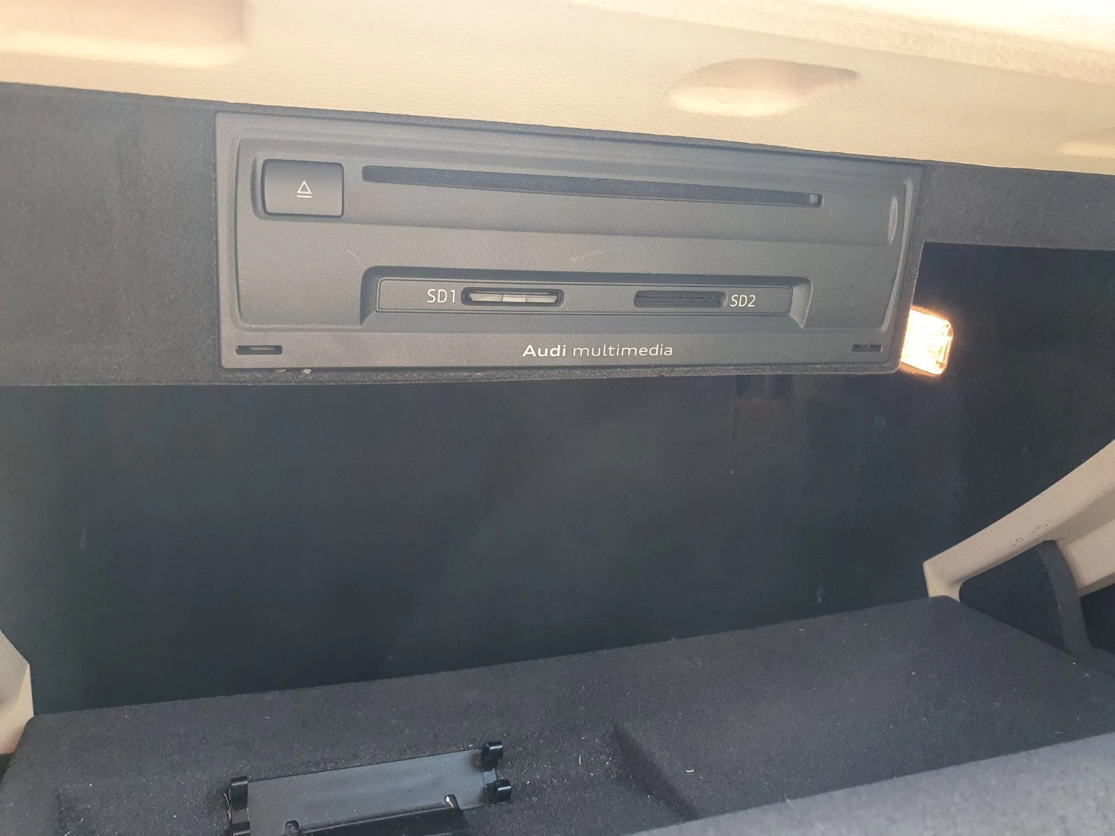 Audi A3 2, 0 TDI , снимка 13 - Автомобили и джипове - 54604122