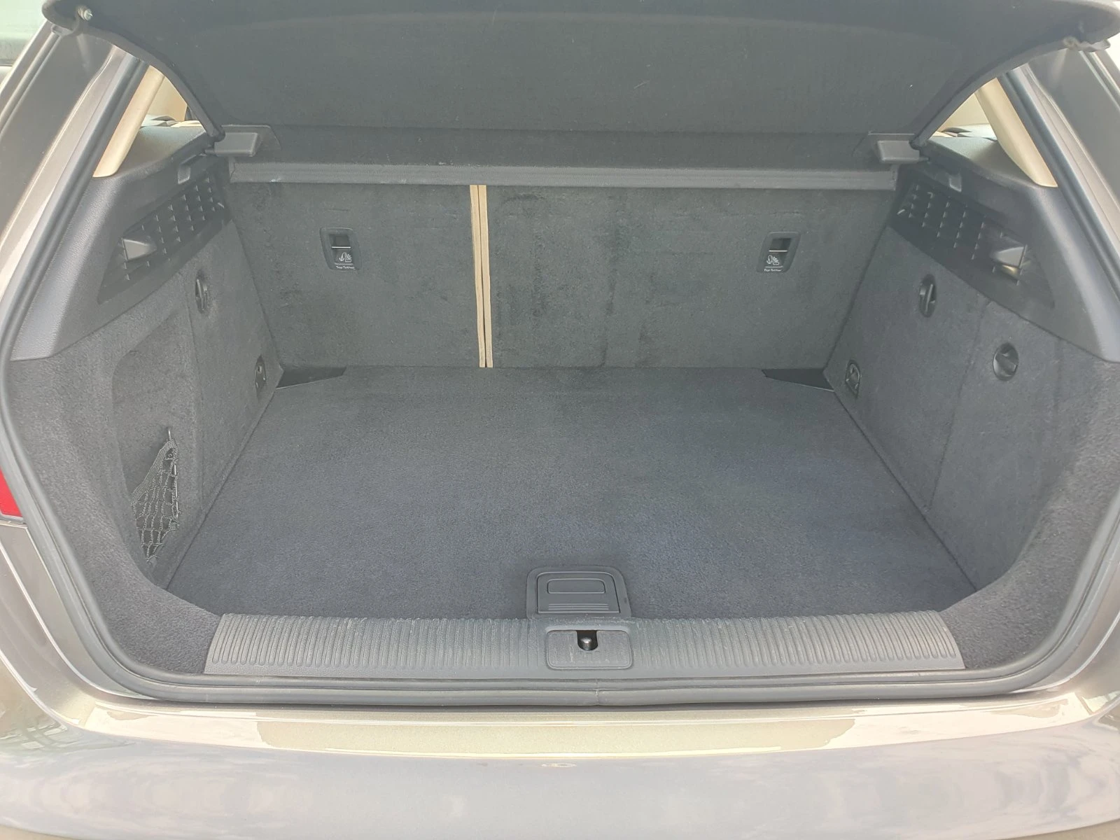 Audi A3 2, 0 TDI , снимка 10 - Автомобили и джипове - 54604122