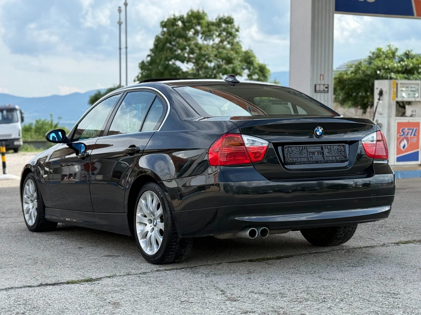 BMW 330 Recaro/Hi-Fi/Подгрев, снимка 7 - Автомобили и джипове - 54781639