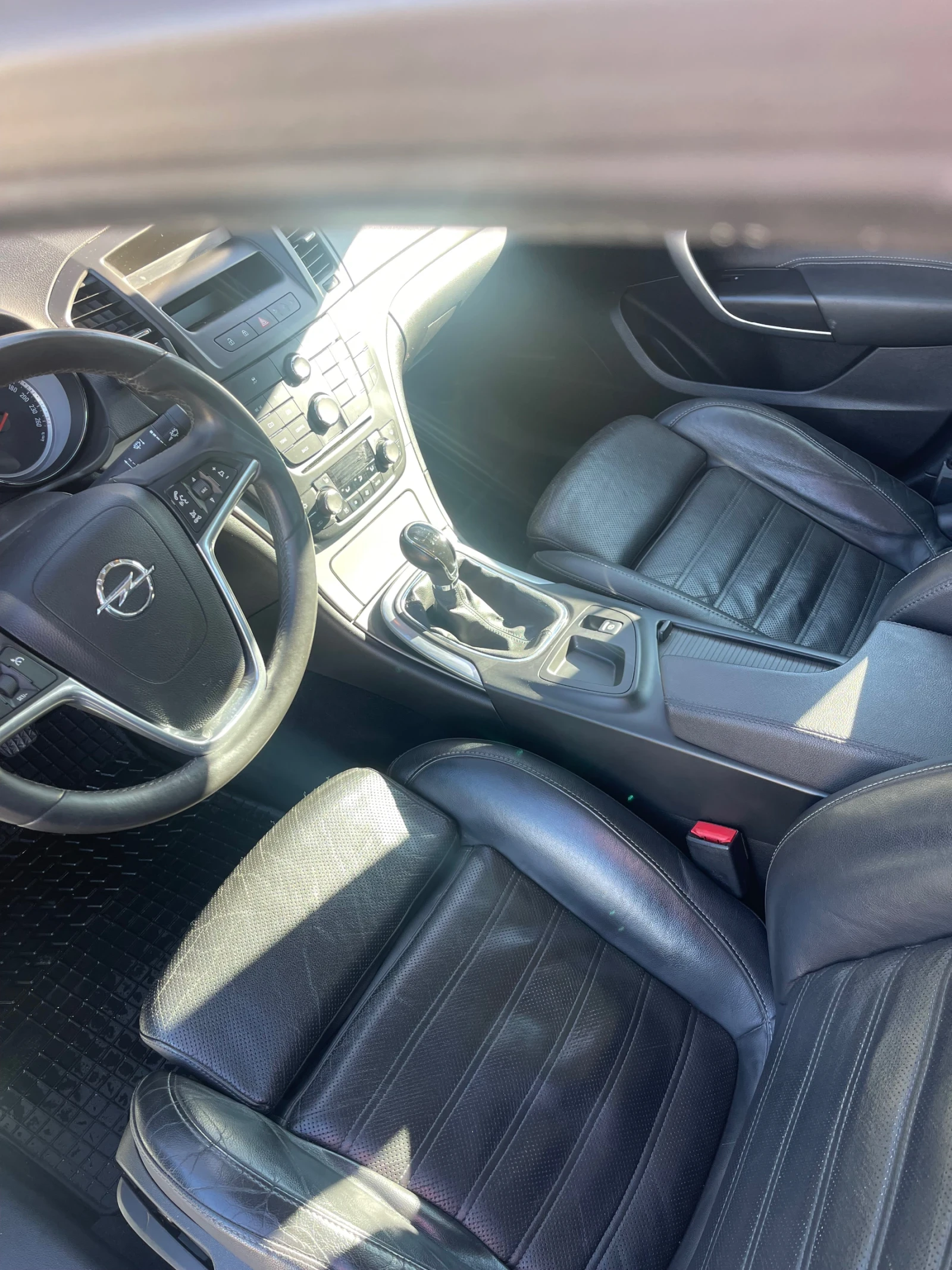 Opel Insignia 1800, снимка 7 - Автомобили и джипове - 54890538