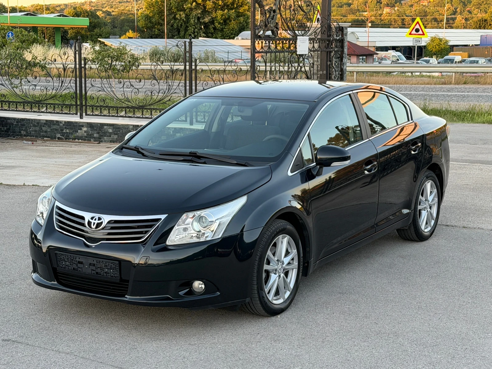 Toyota Avensis 2.0D4D ИТАЛИЯ