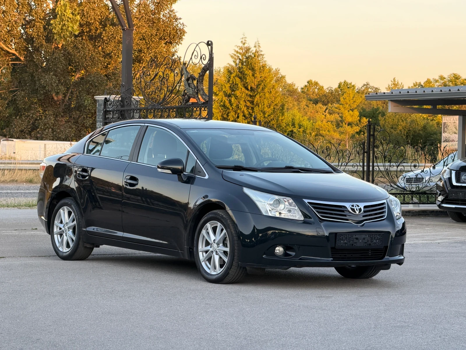 Toyota Avensis 2.0D4D ИТАЛИЯ, снимка 3 - Автомобили и джипове - 55003053