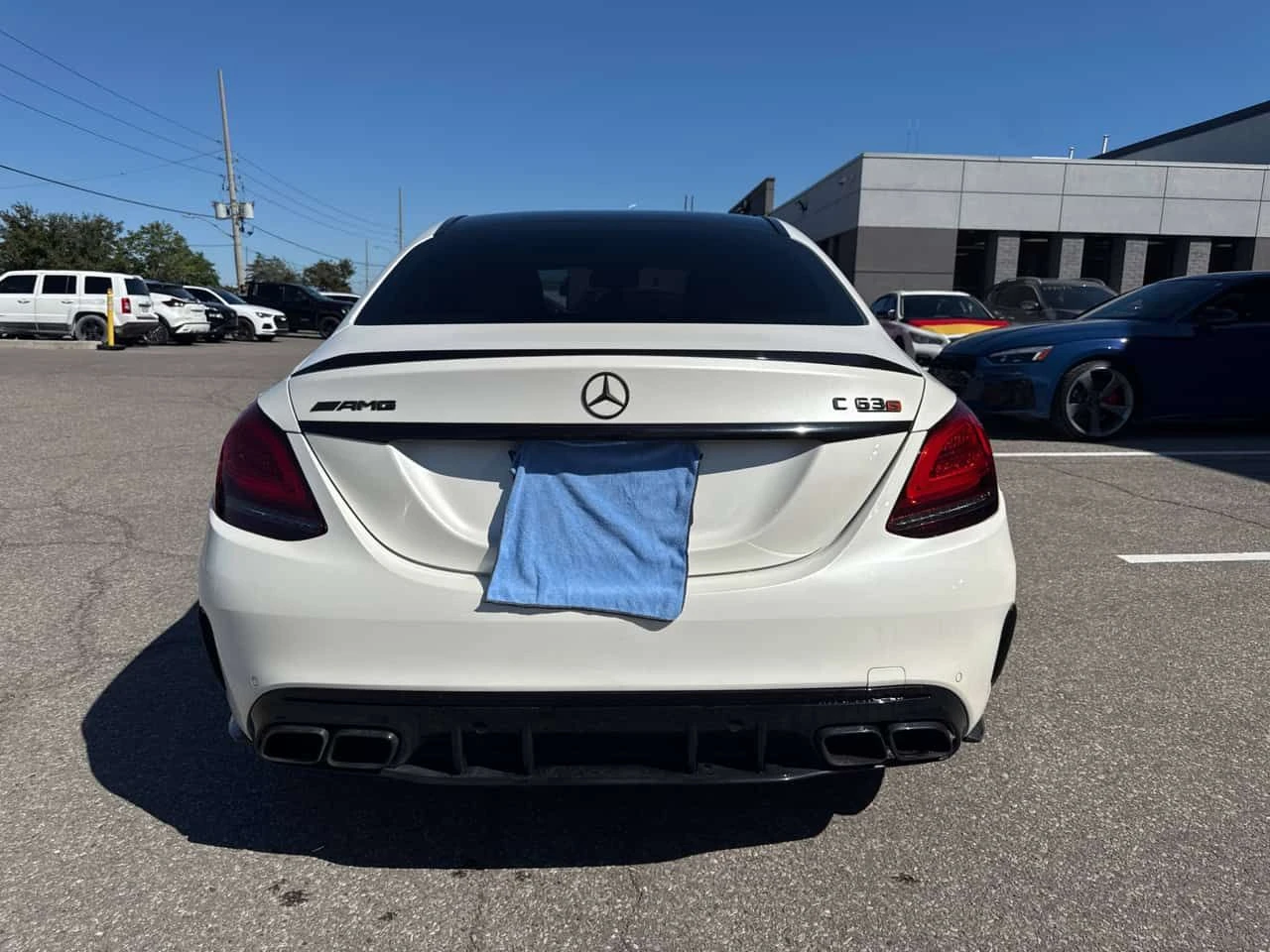 Mercedes-Benz C 63 AMG * 63 S * АВТОКРЕДИТ БЕЗ ПЪРВОНАЧАЛНА ВНОСКА* , снимка 4 - Автомобили и джипове - 55079870