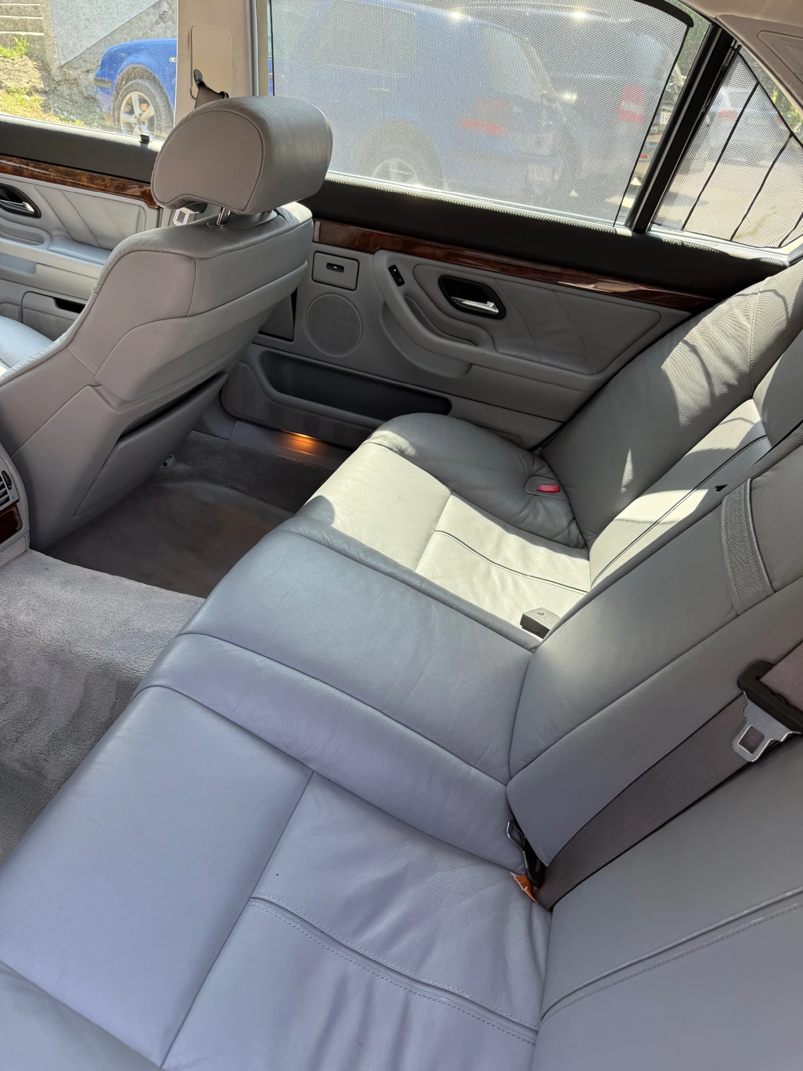 BMW 740, снимка 12 - Автомобили и джипове - 55172316