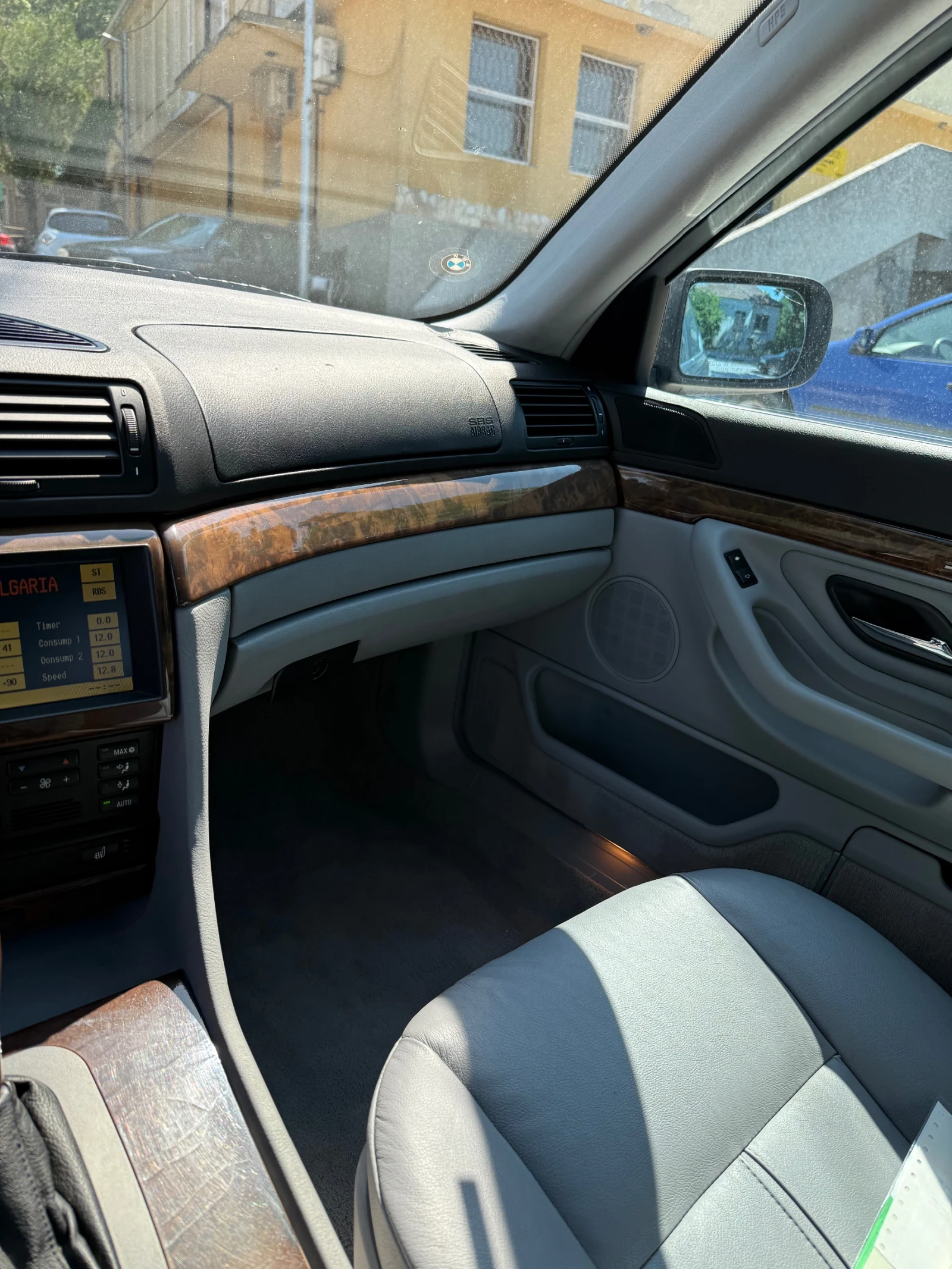 BMW 740, снимка 9 - Автомобили и джипове - 55172316