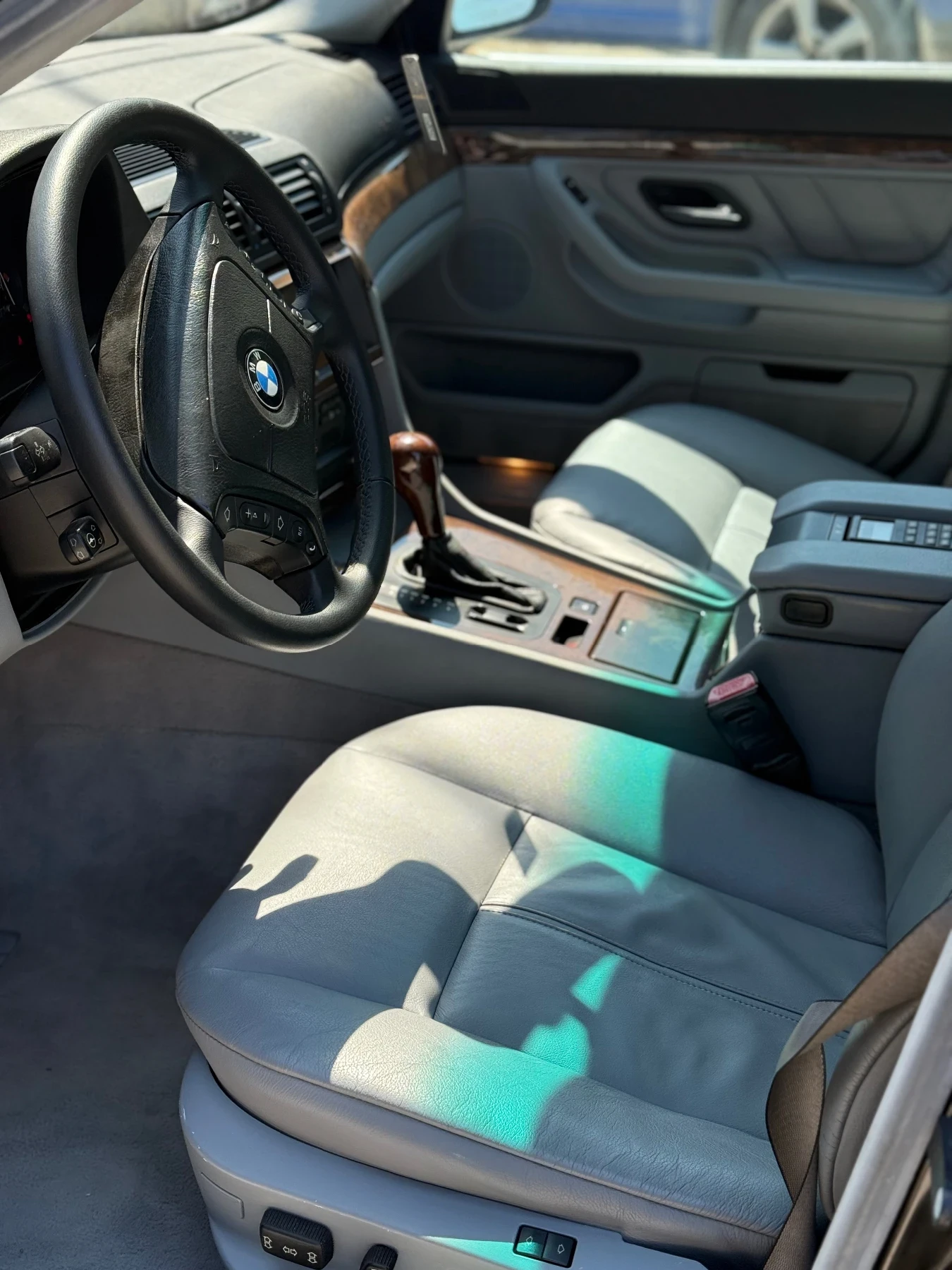 BMW 740, снимка 4 - Автомобили и джипове - 55172316
