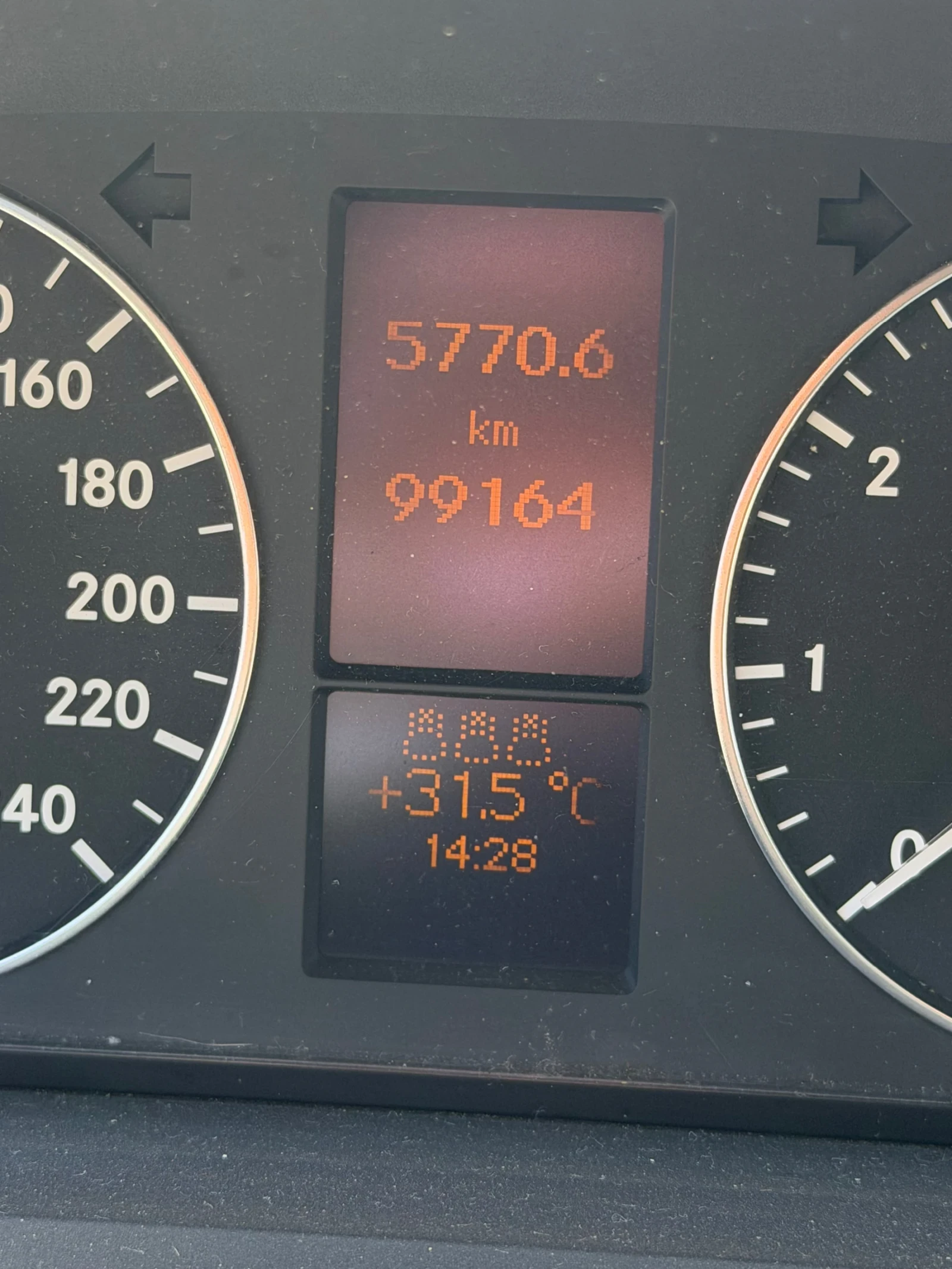 Mercedes-Benz A 170, снимка 8 - Автомобили и джипове - 55477358