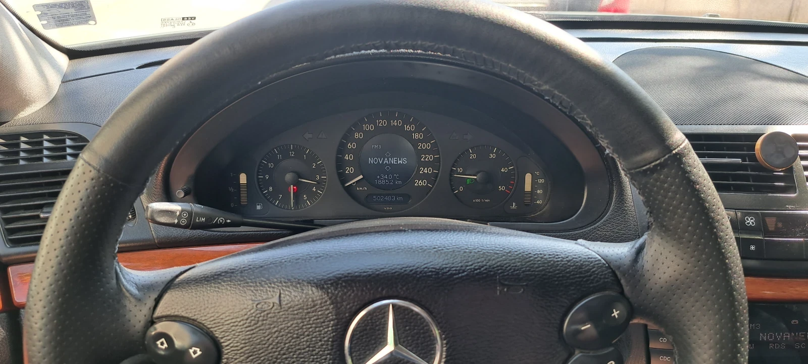 Mercedes-Benz E 200, снимка 8 - Автомобили и джипове - 55532629
