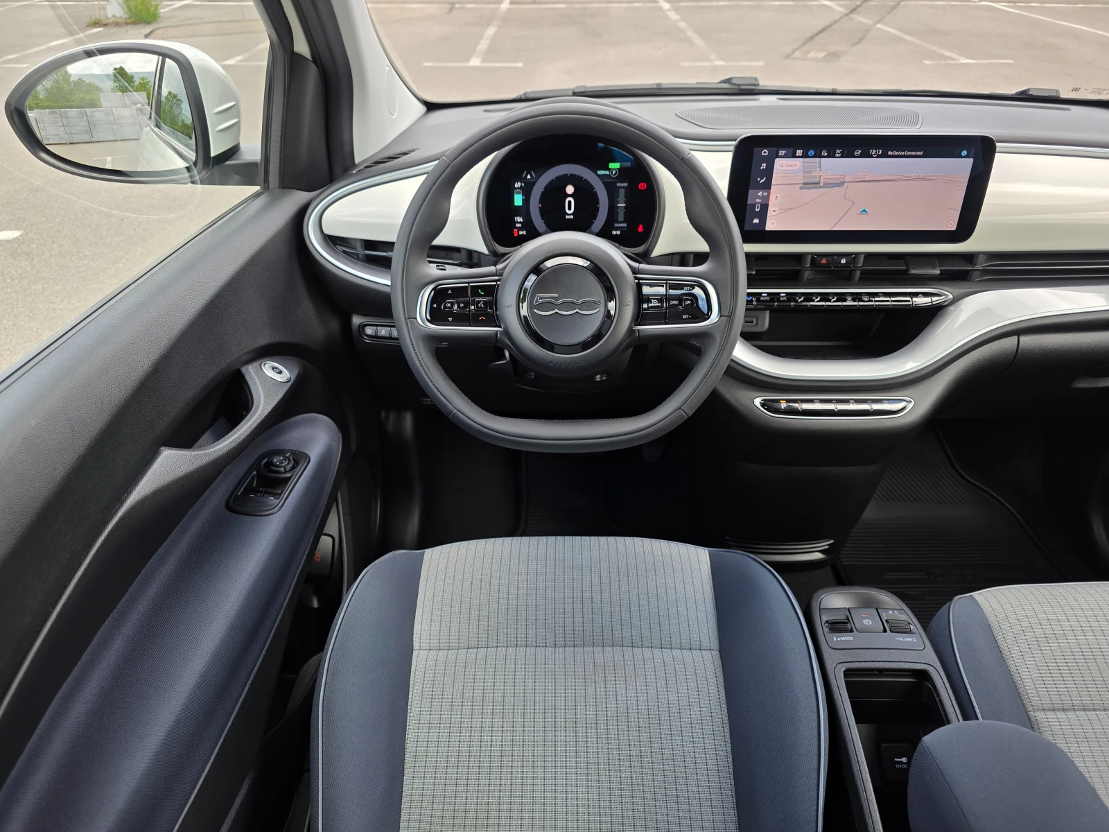Fiat 500e Icon Cabrio 42 kWh, снимка 12 - Автомобили и джипове - 55840534