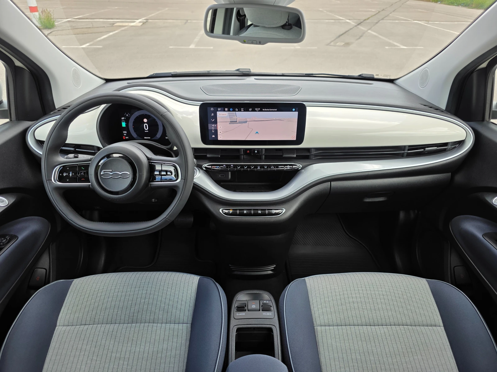 Fiat 500e Icon Cabrio 42 kWh, снимка 15 - Автомобили и джипове - 55840534