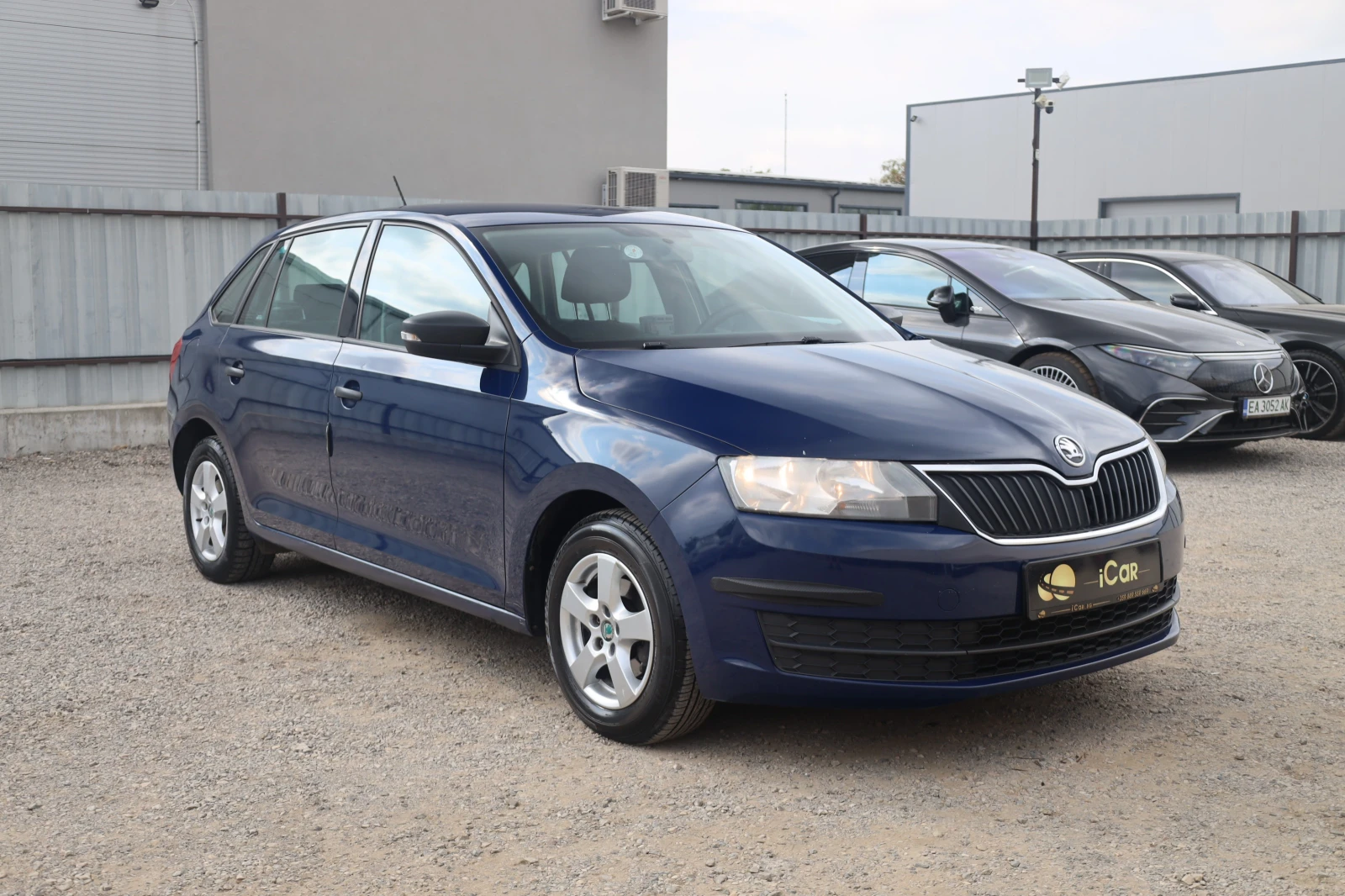 Skoda Rapid Sportback 1.2i LPG BRC Klima StartStop USB #iCarbg, снимка 3 - Автомобили и джипове - 55842520
