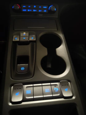 Hyundai Kona 64KWh/Blue link/3 ФАЗНА/SOH100%/Термопомпа/HEADUP, снимка 11