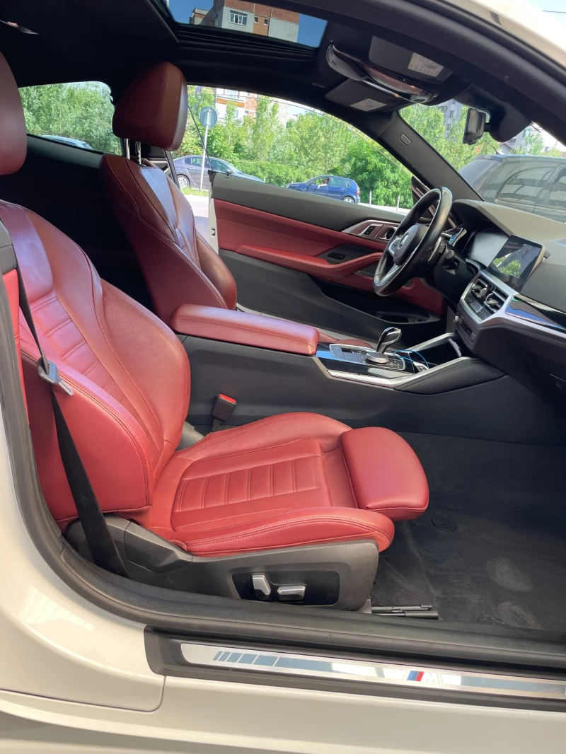 BMW 330 M PACK x-drive, снимка 13 - Автомобили и джипове - 44490292