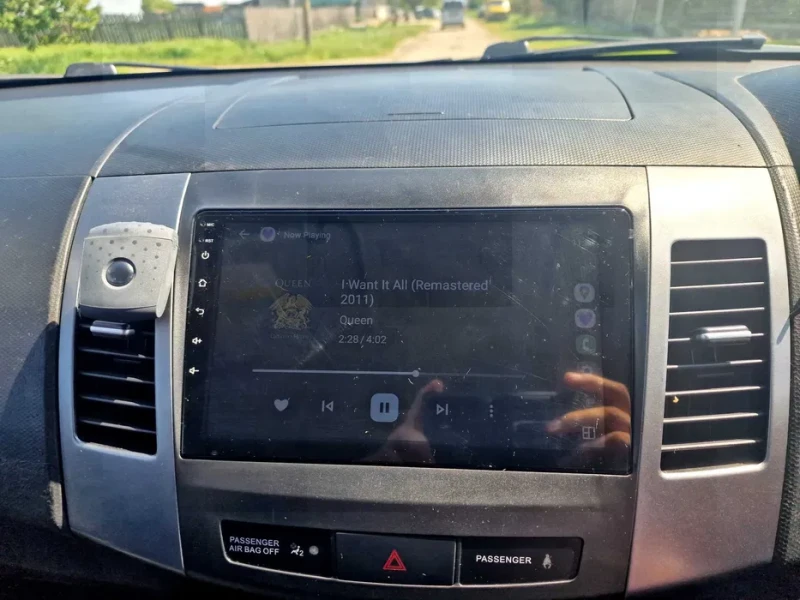 Peugeot 4007, снимка 4 - Автомобили и джипове - 52260906