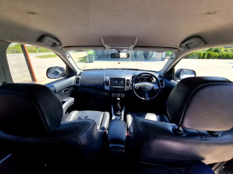 Peugeot 4007, снимка 2 - Автомобили и джипове - 52260906