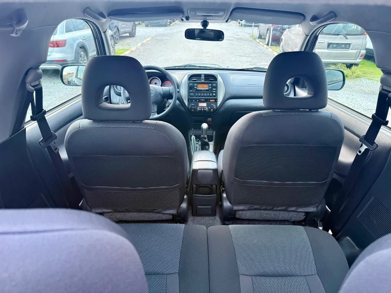 Toyota Rav4 2.0 D4D , снимка 8 - Автомобили и джипове - 52646678