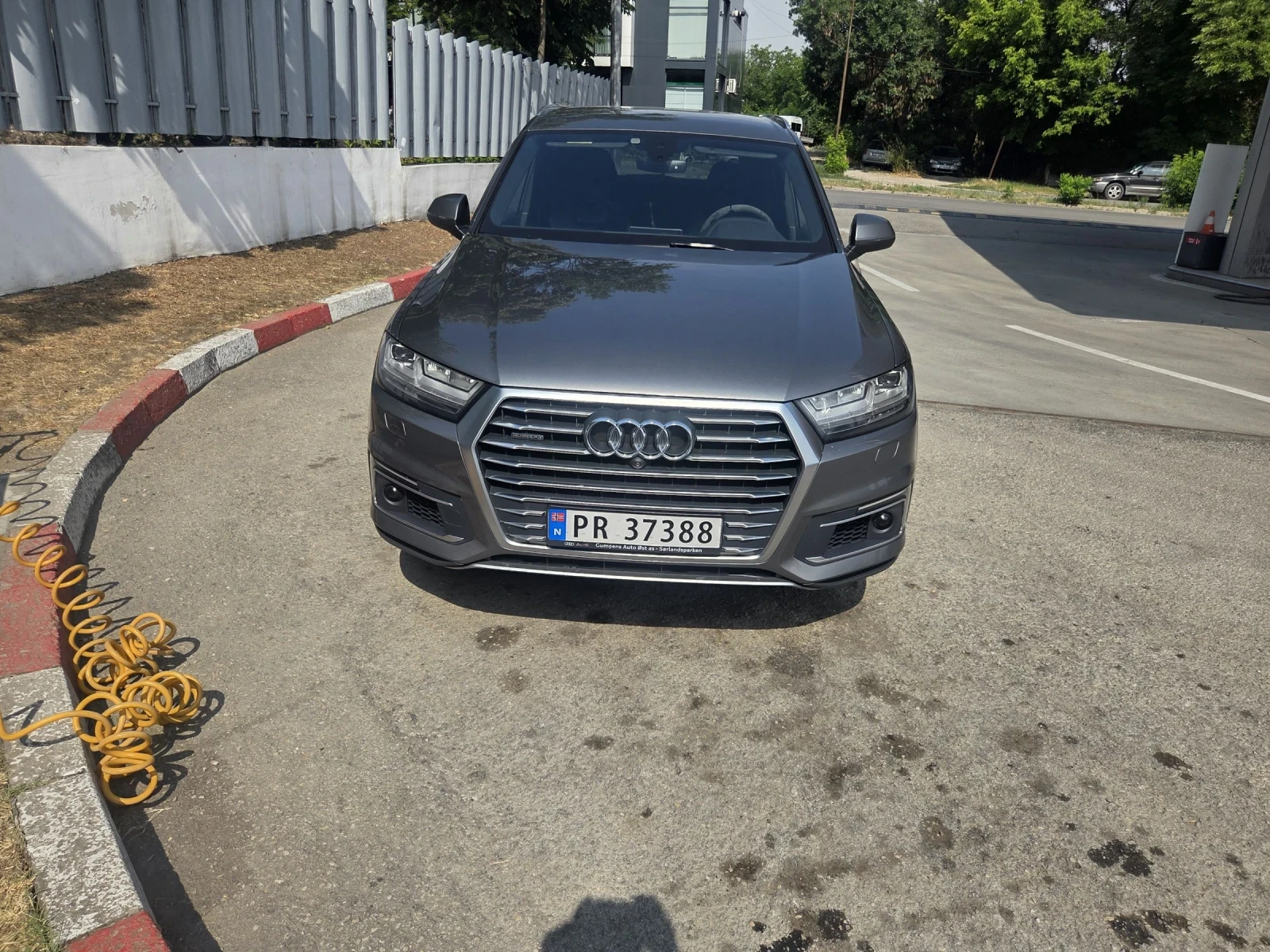 Audi Q7 e-tron, снимка 1