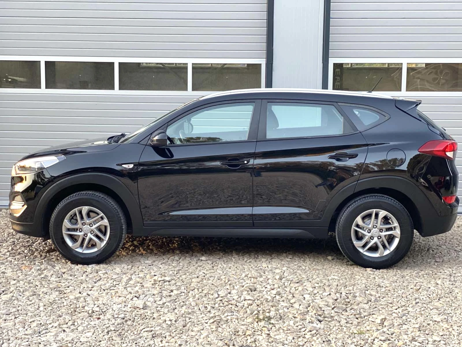 Hyundai Tucson 1.7crdi 118.х.км. НАВИГАЦИЯ ТОП СЪСТОЯНИЕ - изображение 6