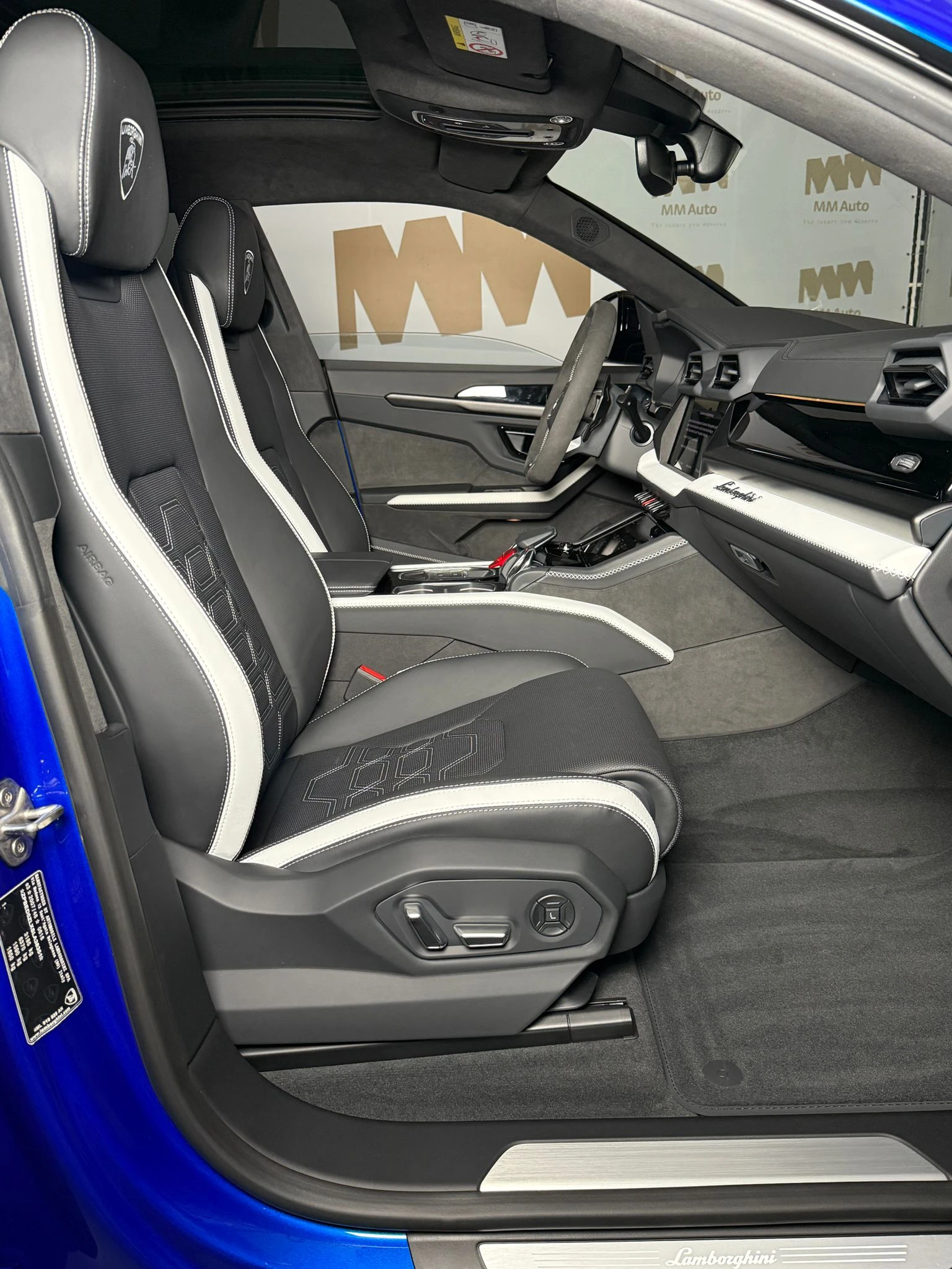 Lamborghini Urus SE* Pano* HuD* B&O* BluNethuns - изображение 9