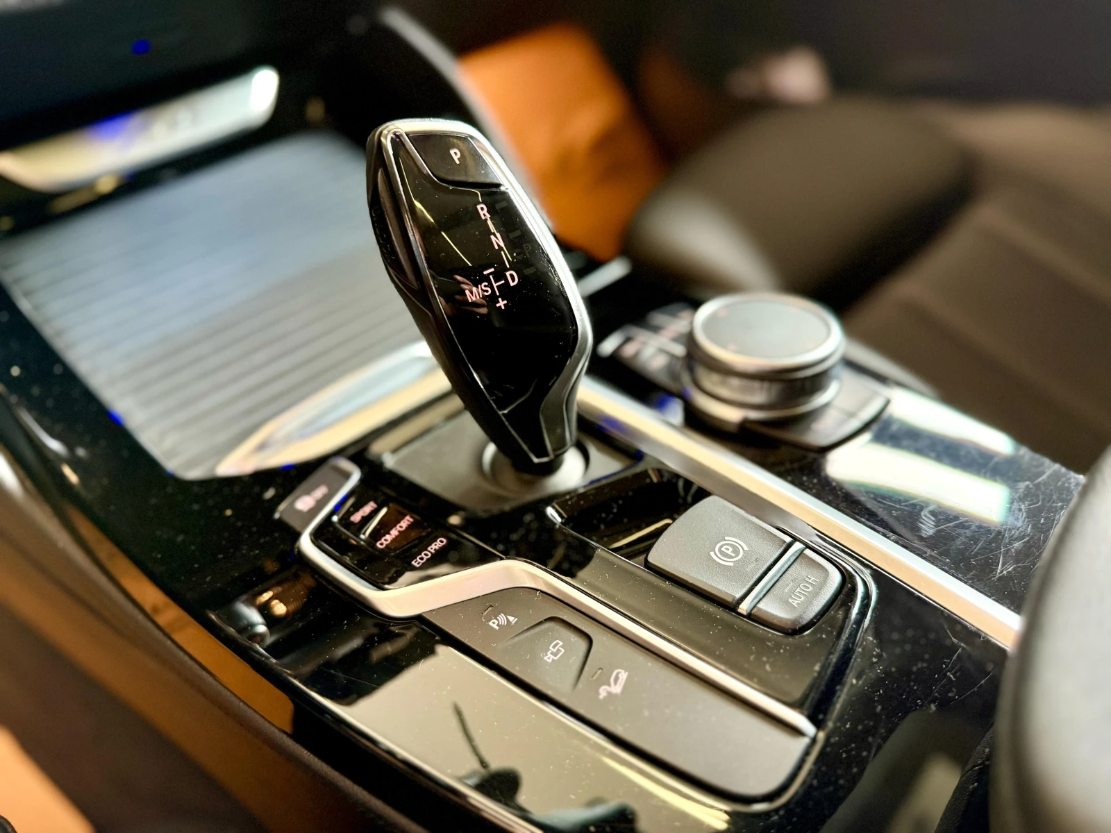 BMW X4 M Pack* * CarPlay* Keyless* Panorama* LED | Mobile.bg   12