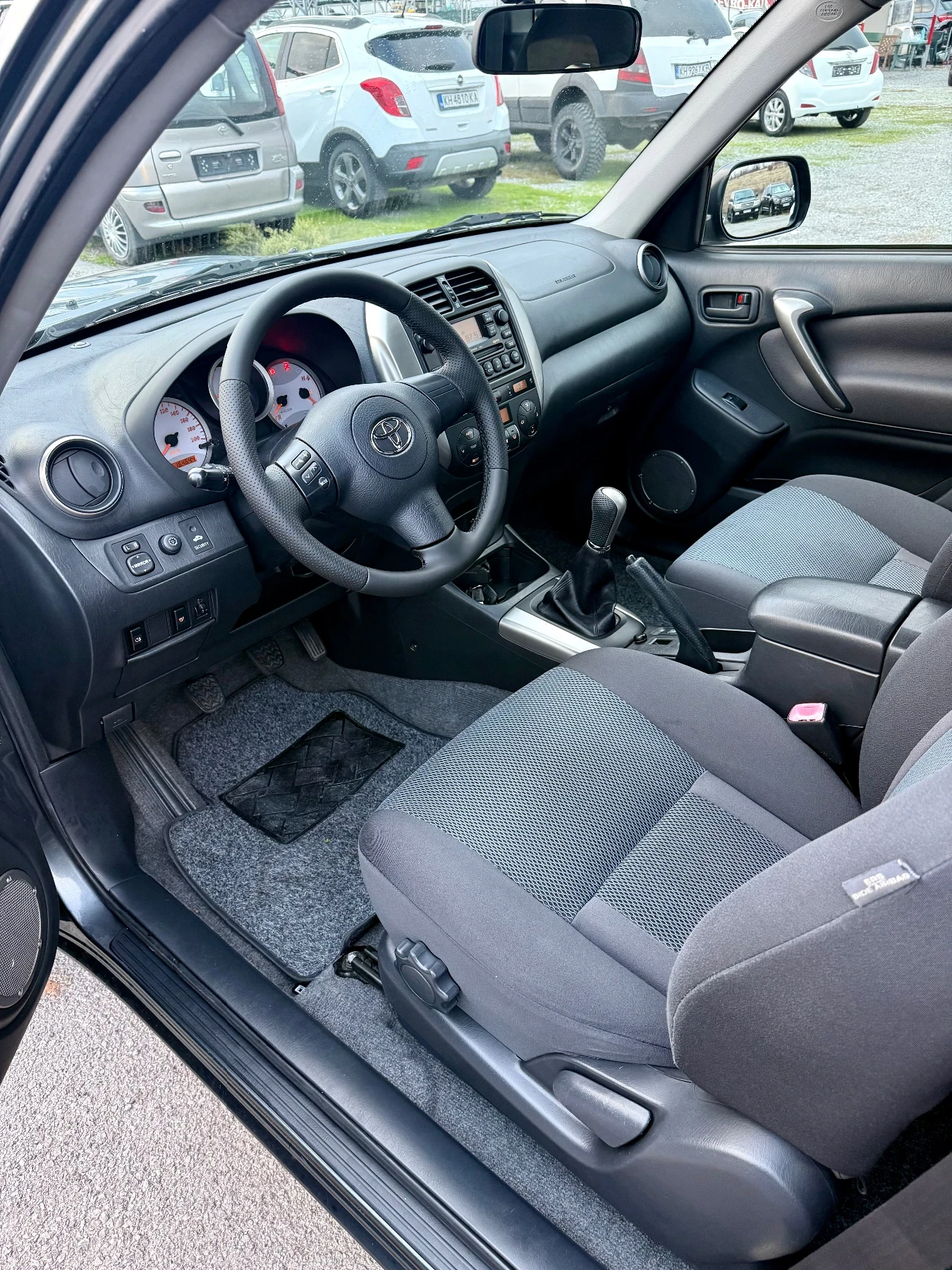 Toyota Rav4 2.0 D4D  - изображение 10