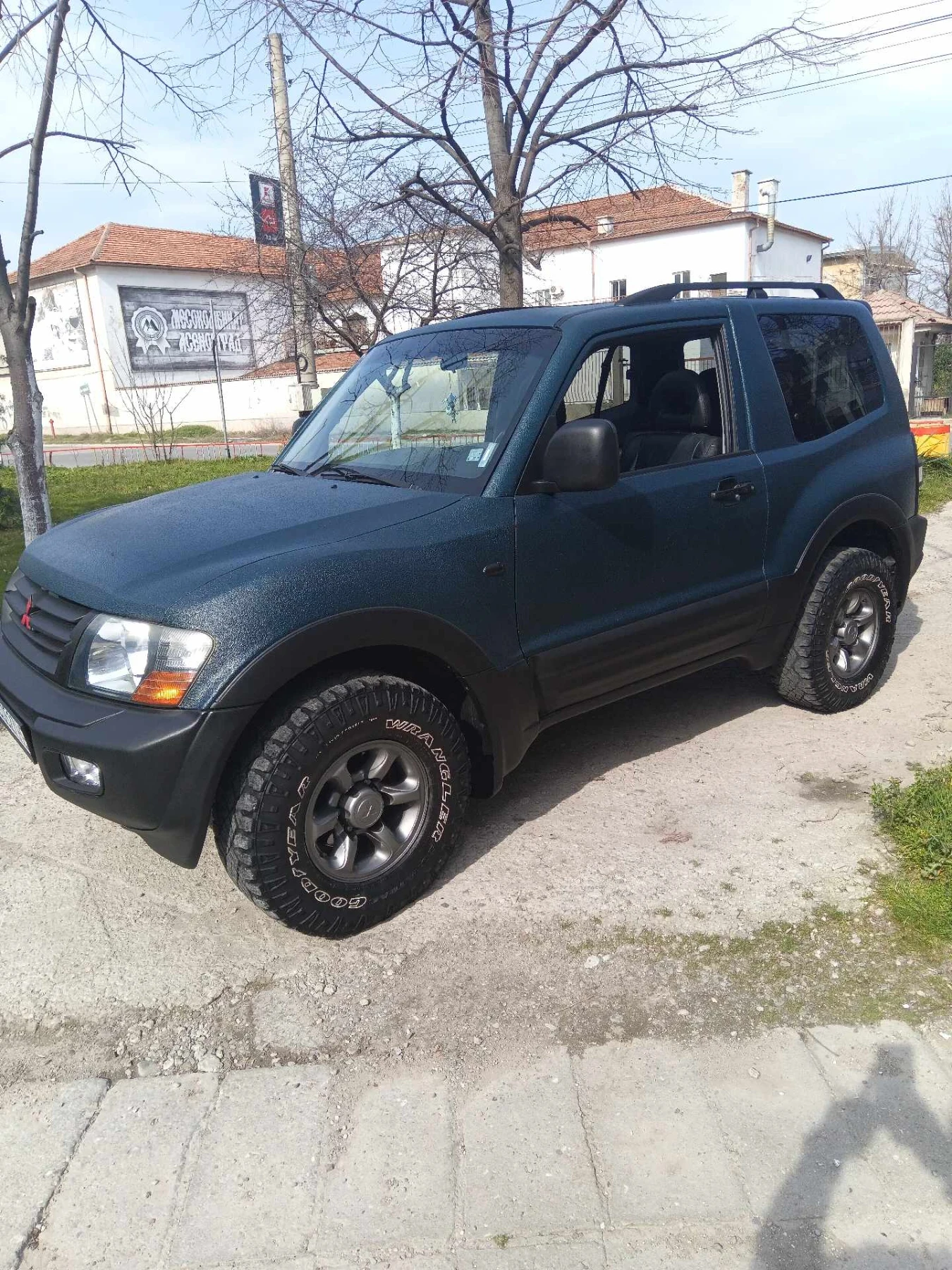 Mitsubishi Pajero УНИКАТ, снимка 3 - Автомобили и джипове - 53708241