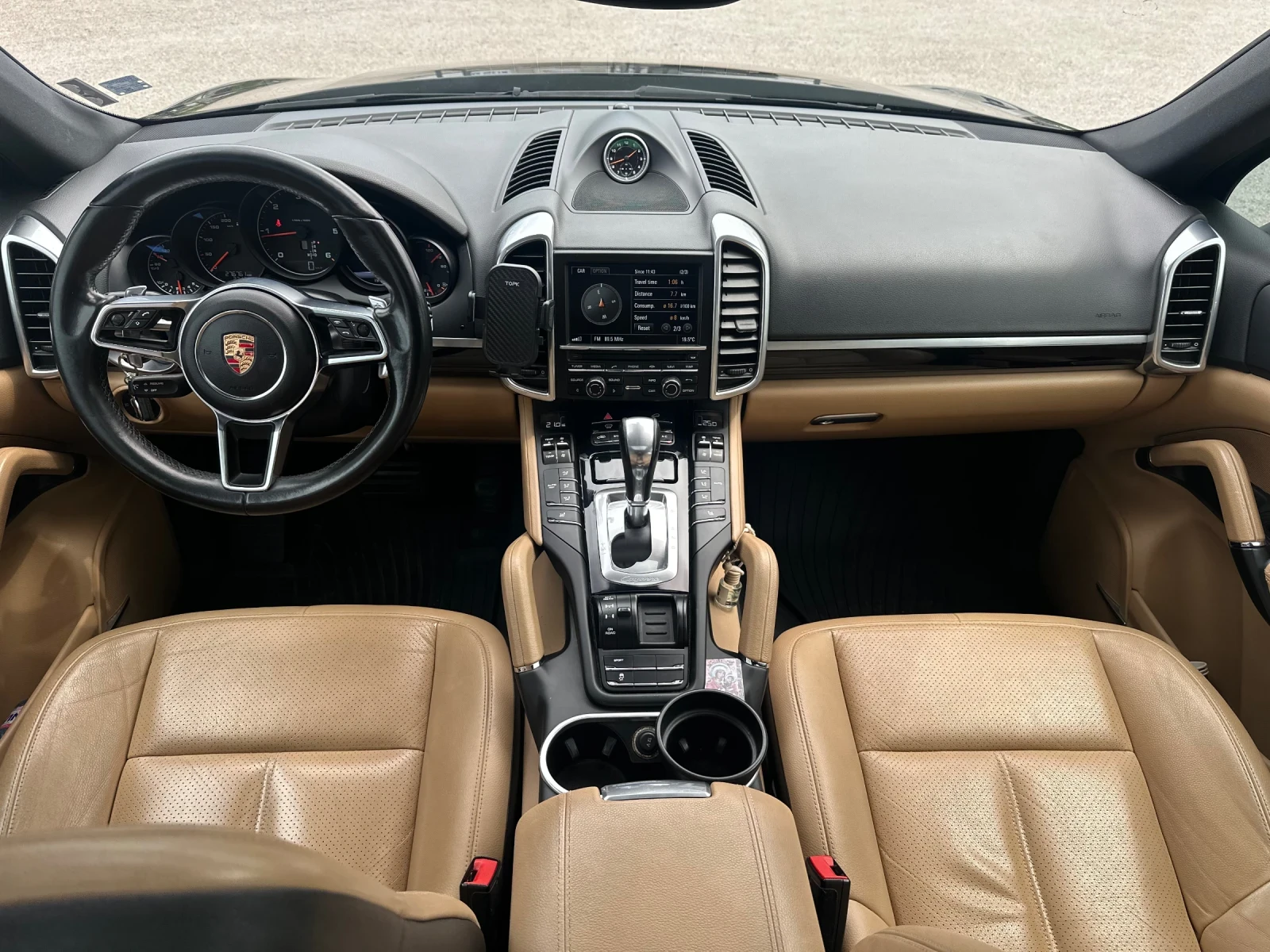Porsche Cayenne 3.0 Diesel, снимка 11 - Автомобили и джипове - 54364964